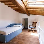 Apartment Guesthost - Casa Di Guido - Country Chic With View Fungaia