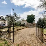 Guesthost - Casa Di Guido - Country Chic With View