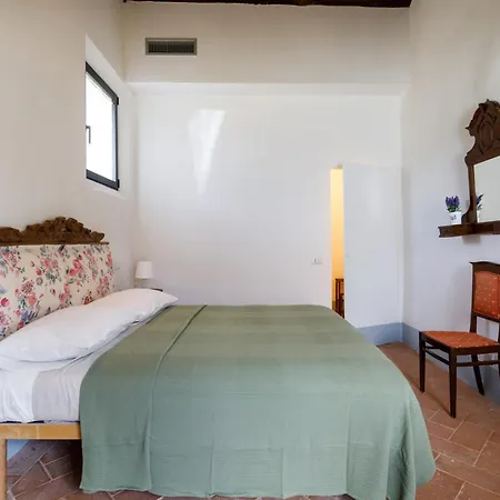 Apartment Guesthost - Casa Di Guido - Country Chic With View Monteriggioni