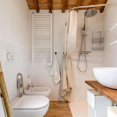 Guesthost - Casa Di Guido - Country Chic With View * Monteriggioni
