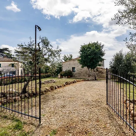 Guesthost - Casa Di Guido - Country Chic With View